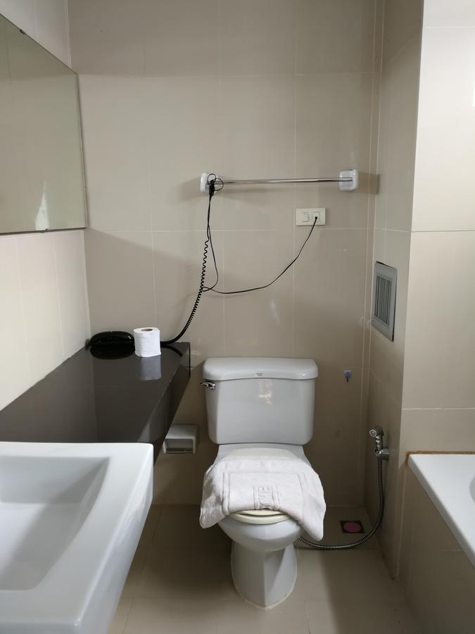 帕纳塔拉酒店 春蓬 外观 照片